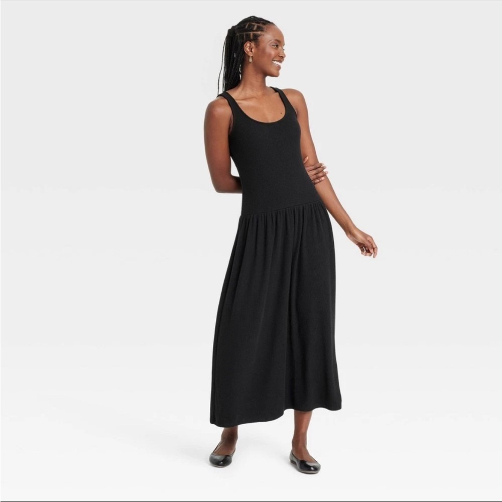 Universal Threads Drop Waist Maxi Dress in Black